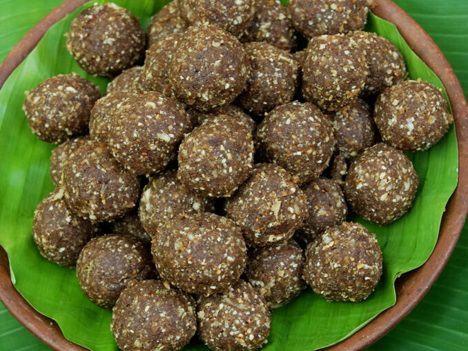 Tasty kerala style fish curry recipe – Village Cooking